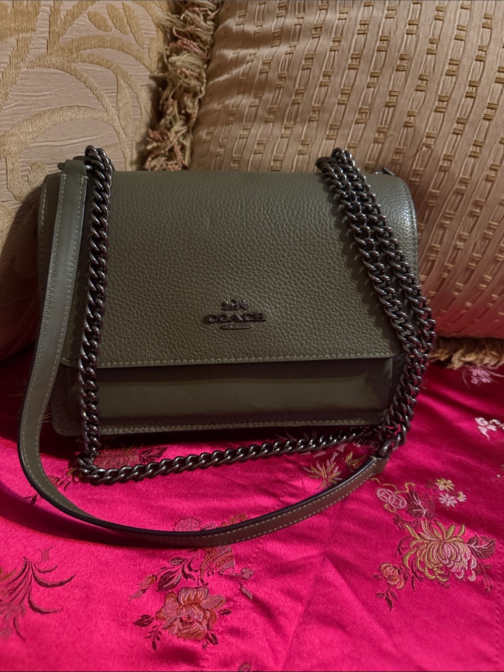 Coach Klare Crossbody Bag in Kelp Green Pebbled Leather - Style C3595 preloved
